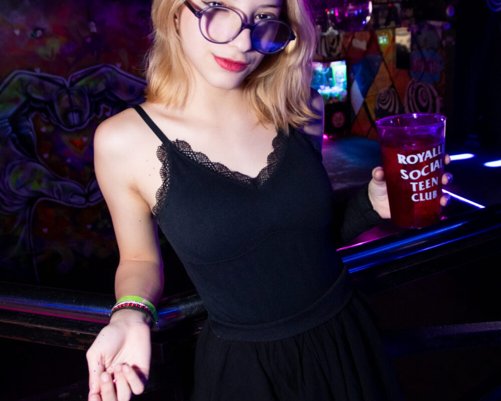 Poeta-core ou Glitchy Glam? O seu estilo na nossa balada teen